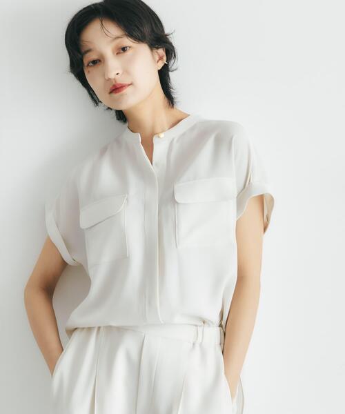 URBAN RESEARCH ROSSO WOMEN(アーバンリサーチ ロッソ)の「クールタッチ吸水速乾ポケットフレアブラウス(シャツ/ブラウス・レディース・アイボリー/ネイビー・FREE)」の2枚目の写真