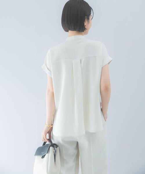 URBAN RESEARCH ROSSO WOMEN(アーバンリサーチ ロッソ)の「クールタッチ吸水速乾ポケットフレアブラウス(シャツ/ブラウス・レディース・アイボリー/ネイビー・FREE)」の8枚目の写真
