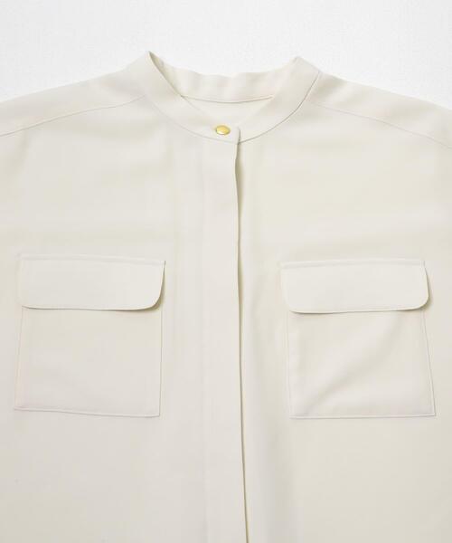 URBAN RESEARCH ROSSO WOMEN(アーバンリサーチ ロッソ)の「クールタッチ吸水速乾ポケットフレアブラウス(シャツ/ブラウス・レディース・アイボリー/ネイビー・FREE)」の16枚目の写真
