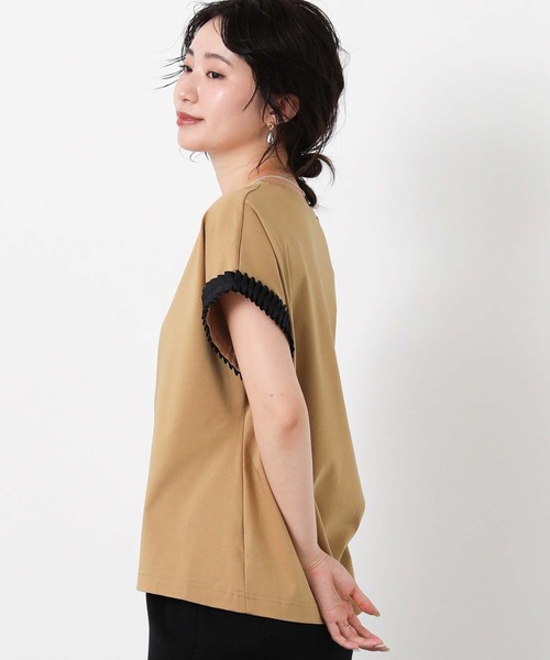 Gready Brilliant(グレディブリリアン)の「スムースタックリボンスリーブ(Tシャツ/カットソー・レディース・キャメル/ブラック・38)」の8枚目の写真