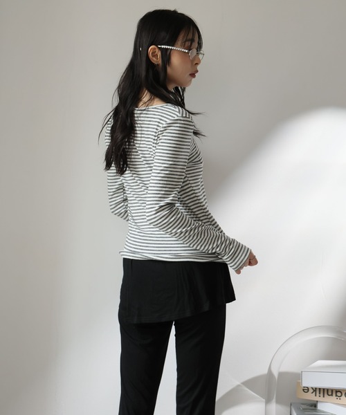 2ly2(トゥーリートゥー)の「ナチュラルスタイル◎ボーダー柄ヘンリーネックトップス(Tシャツ/カットソー・レディース・ホワイト/ライトグレー/ブラック/ベージュ・FREE/S/M)」の20枚目の写真