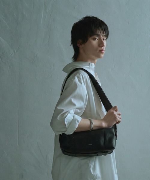 YArKA（ヤーカ）の「【YArKA/ヤーカ】real leather rectangle style 2way bag [bbws4] / リアルレザー横長長方形2wayバッグ（ショルダーバッグ・レディース・ブラック・FREE）」の21枚目の写真