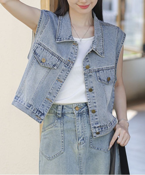 &soiree(アンドソワレ)の「ポケット付きデニムベスト(ベスト・レディース・ブルー・X-LARGE/LARGE/MEDIUM/SMALL)」の3枚目の写真