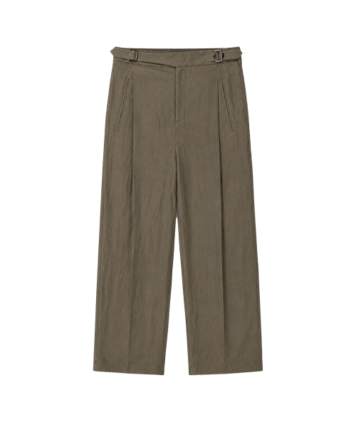 SYNQIA（シンキア）の「アシンメトリックタックディテールグルカトラウザーアッシュオリーブ（スラックス・メンズ・その他・MEDIUM/LARGE/SMALL）」の3枚目の写真