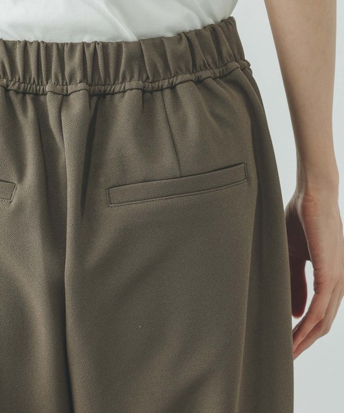 GLOBAL WORK（グローバルワーク）の「イージーケアストレッチフレアパンツ/681322（その他パンツ・レディース・グレイッシュベージュ/ボルドー/オリーブ/ブラック・SMALL/MEDIUM/LARGE）」の19枚目の写真