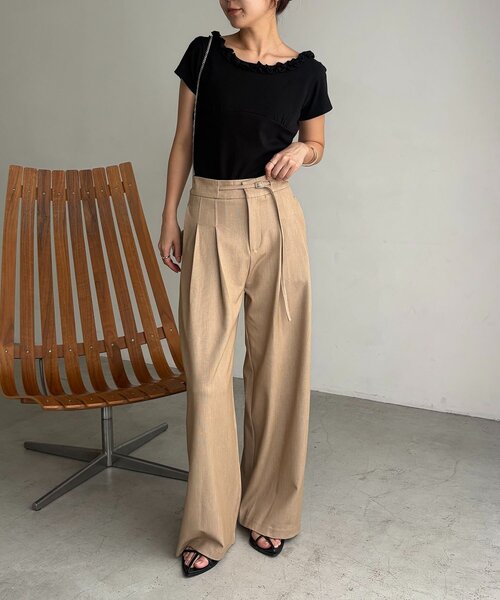 CAPRICIEUX LE'MAGE(カプリシューレマージュ)の「フリルネックリブT(Tシャツ/カットソー・レディース・ライトベージュ/チャコールグレー/ブラック・FREE)」の14枚目の写真