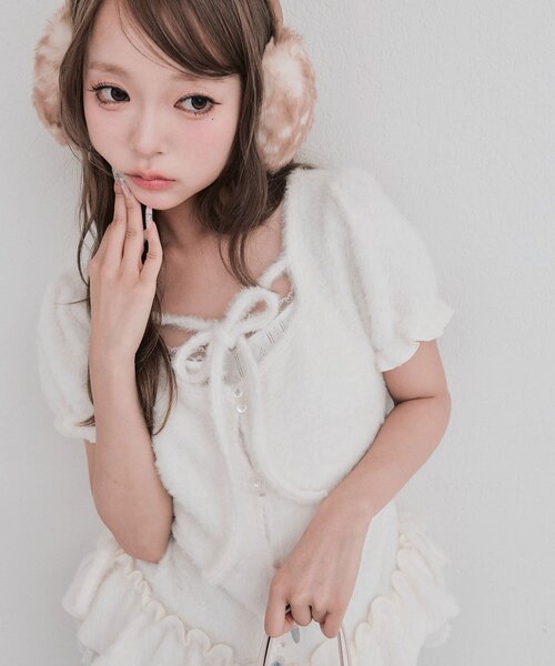 OLIVE des OLIVE(オリーブデオリーブ)の「フェザーチュニック(Tシャツ/カットソー・レディース・ピンク/アイボリー/ブラック・FREE)」の5枚目の写真