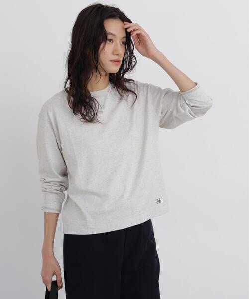 human woman(ヒューマンウーマン)の「◆【リサイクル素材使用】TSUNAGU ロングスリーブTシャツ(Tシャツ/カットソー・レディース・ホワイト系その他/ホワイト・MEDIUM)」の4枚目の写真