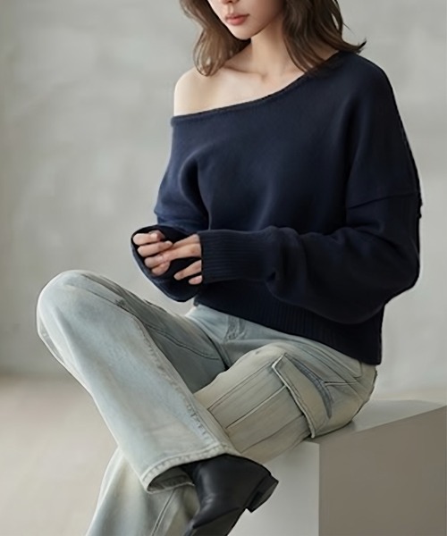 Songe(ソンジュ)の「ワンショルダーアシンメトリーデザインニットトップス(ニット/セーター・レディース・ネイビー/チャコールグレー/アイボリー/グレー/ブラック・FREE)」の14枚目の写真