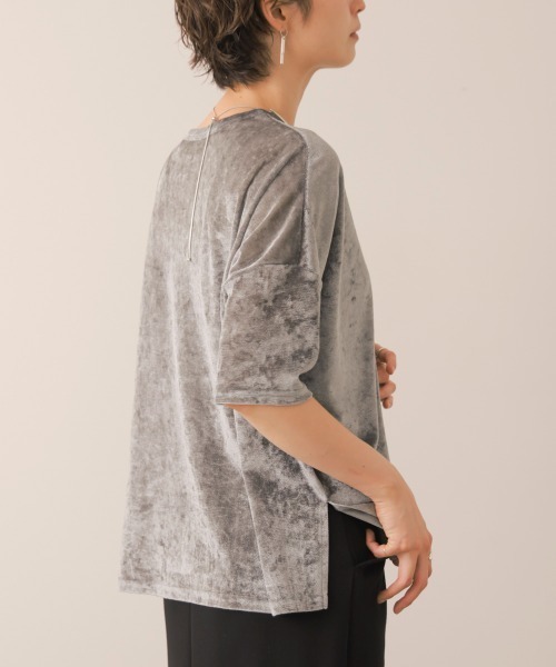 Bou Jeloud(ブージュルード)の「シアーベロア5分袖プルオーバー(Tシャツ/カットソー・レディース・チャコールグレー/ライトブルー/アイボリー・FREE)」の16枚目の写真