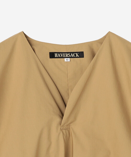 HAVERSACK(ハバーザック)の「HAVERSACK | 〈別注〉 Vネック ドルマンシャツ WOMEN(シャツ/ブラウス・レディース・ベージュ/チャコール・0)」の5枚目の写真