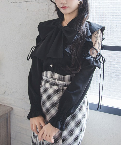 夢展望(ユメテンボウ)の「ショルダーレースフリルリボンボウタイブラウス【大きいサイズあり】(シャツ/ブラウス・レディース・ブルーグレー/ボルドー/ピンク/ホワイト/ブラック・MEDIUM/LARGE/3L)」の3枚目の写真