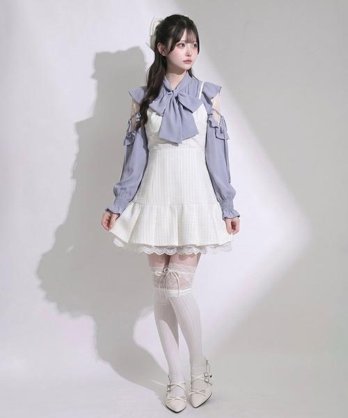 夢展望(ユメテンボウ)の「ショルダーレースフリルリボンボウタイブラウス【大きいサイズあり】(シャツ/ブラウス・レディース・ブルーグレー/ボルドー/ピンク/ホワイト/ブラック・MEDIUM/LARGE/3L)」の19枚目の写真