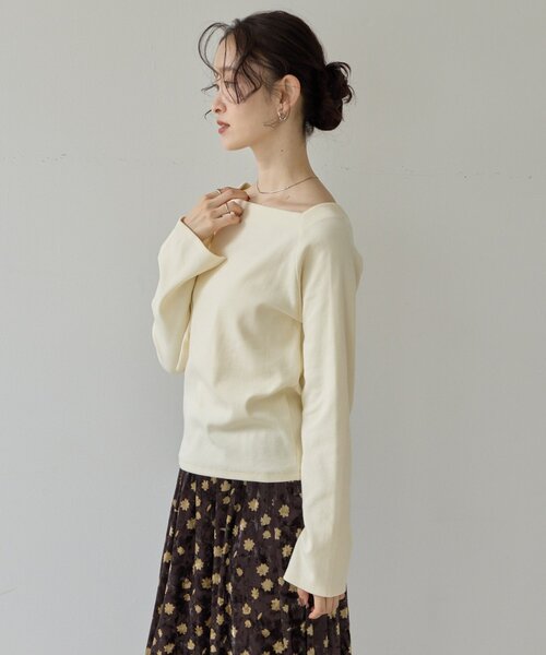 DISCOAT（ディスコート）の「【Noka】2WAYオフショルプルオーバー《WEB限定》（Tシャツ/カットソー・レディース・ブラック/グレー/オフホワイト/バーガンディー・FREE）」の6枚目の写真