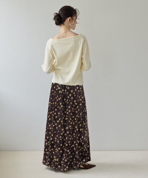 DISCOAT（ディスコート）の「【Noka】2WAYオフショルプルオーバー《WEB限定》（Tシャツ/カットソー・レディース・ブラック/グレー/オフホワイト/バーガンディー・FREE）」の10枚目の写真