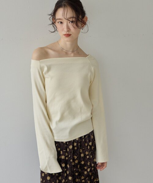 DISCOAT（ディスコート）の「【Noka】2WAYオフショルプルオーバー《WEB限定》（Tシャツ/カットソー・レディース・ブラック/グレー/オフホワイト/バーガンディー・FREE）」の11枚目の写真