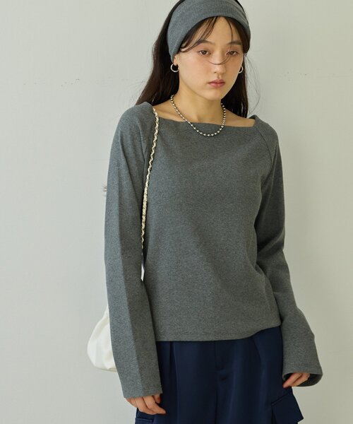 DISCOAT（ディスコート）の「【Noka】2WAYオフショルプルオーバー《WEB限定》（Tシャツ/カットソー・レディース・ブラック/グレー/オフホワイト/バーガンディー・FREE）」の22枚目の写真