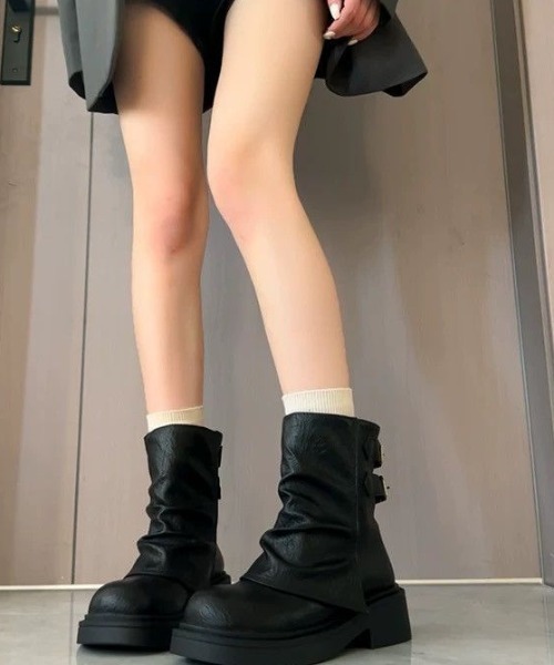 mebole(メボレ)の「back belt flat boots(ブーツ・レディース・ブラック/ブラウン・MEDIUM/SMALL/LARGE)」の22枚目の写真