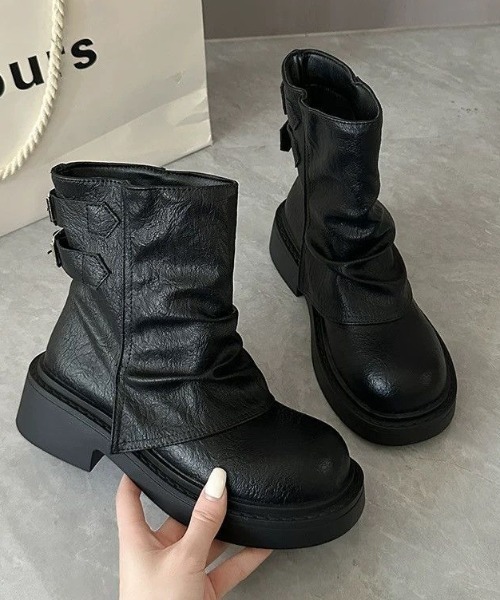 mebole(メボレ)の「back belt flat boots(ブーツ・レディース・ブラック/ブラウン・MEDIUM/SMALL/LARGE)」の17枚目の写真