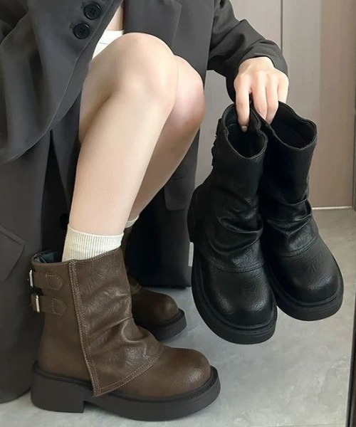 mebole(メボレ)の「back belt flat boots(ブーツ・レディース・ブラック/ブラウン・MEDIUM/SMALL/LARGE)」の14枚目の写真