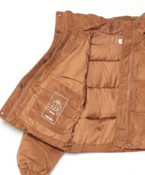 GUESS JEANS(ゲスジーンズ)の「GUESS JEANS Suede Cropped Puffer 中綿ジャケット セットアップ(ダウンジャケット/コート・レディース・ブラウン・X-SMALL/MEDIUM/SMALL)」の9枚目の写真