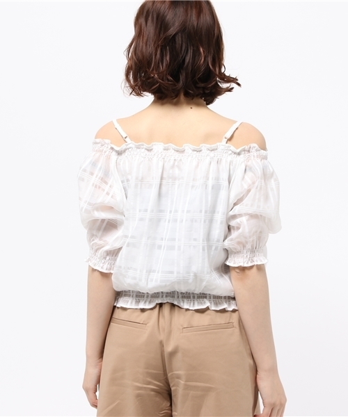 one after another NICE CLAUP(ワンアフターアナザーナイスクラップ)の「前釦シャーリングブラウス(シャツ/ブラウス・レディース・チェック/ストライプ/オフホワイト・FREE)」の4枚目の写真