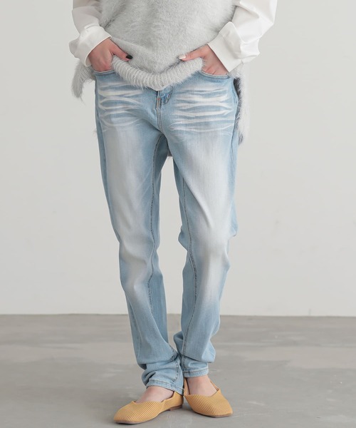 n'OrLABEL（ノアールレーベル）の「『風合いヴィンテージストレッチデニム』（デニムパンツ・レディース・ネイビー/ライトブルー/インディゴブルー・2/1）」の2枚目の写真