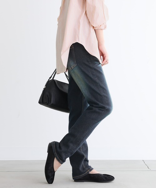 n'OrLABEL（ノアールレーベル）の「『風合いヴィンテージストレッチデニム』（デニムパンツ・レディース・ネイビー/ライトブルー/インディゴブルー・2/1）」の6枚目の写真