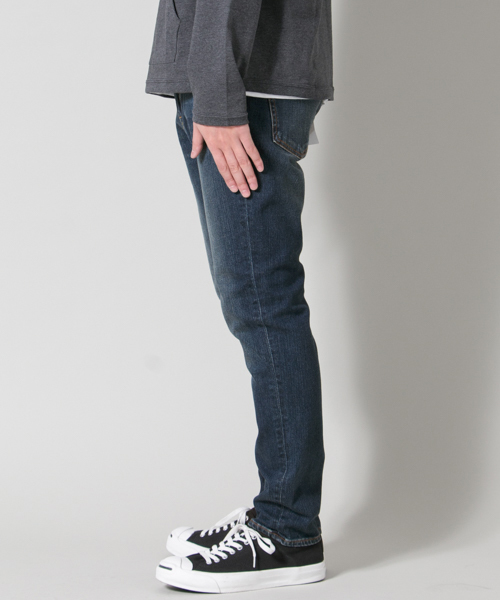 URBAN RESEARCH（アーバンリサーチ）の「URBAN RESEARCH 360°WashデニムスリムテーパードPt（デニムパンツ・メンズ・インディゴブルー・LARGE/MEDIUM/SMALL）」の3枚目の写真