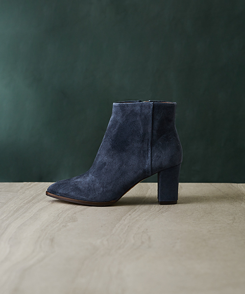 UNITED TOKYO（ユナイテッドトウキョウ）の「レザーショートブーツ（ブーツ・レディース・ネイビー/キャメル/ダークブラウン・0/1/2）」の3枚目の写真