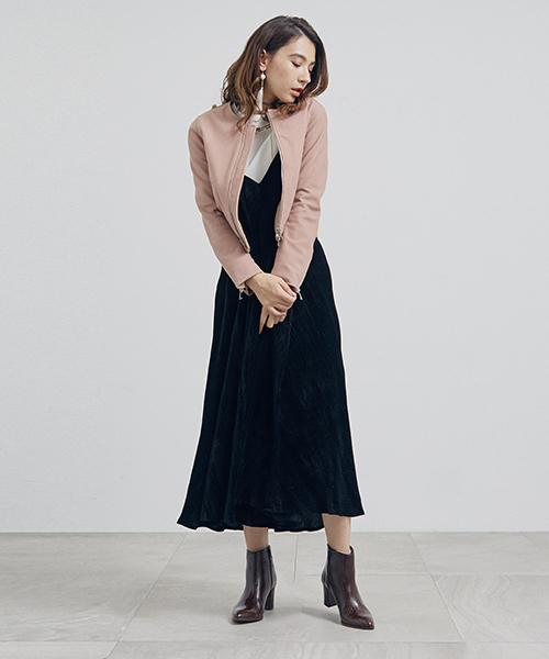 UNITED TOKYO（ユナイテッドトウキョウ）の「レザーショートブーツ（ブーツ・レディース・ネイビー/キャメル/ダークブラウン・0/1/2）」の8枚目の写真