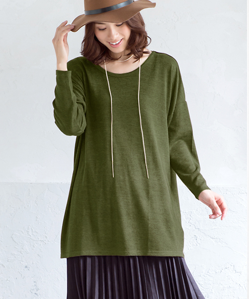 Pierrot（ピエロ）の「ビッグシルエット ニットソートップス（ニット/セーター・レディース・杢グレー/オフホワイト/ホワイト×ブラック/ブラック/カーキ/ブルー系その他/ベージュ/ネイビー/ピンク・M/L）」の7枚目の写真