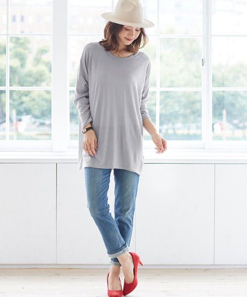 Pierrot（ピエロ）の「ビッグシルエット ニットソートップス（ニット/セーター・レディース・杢グレー/オフホワイト/ホワイト×ブラック/ブラック/カーキ/ブルー系その他/ベージュ/ネイビー/ピンク・M/L）」の22枚目の写真