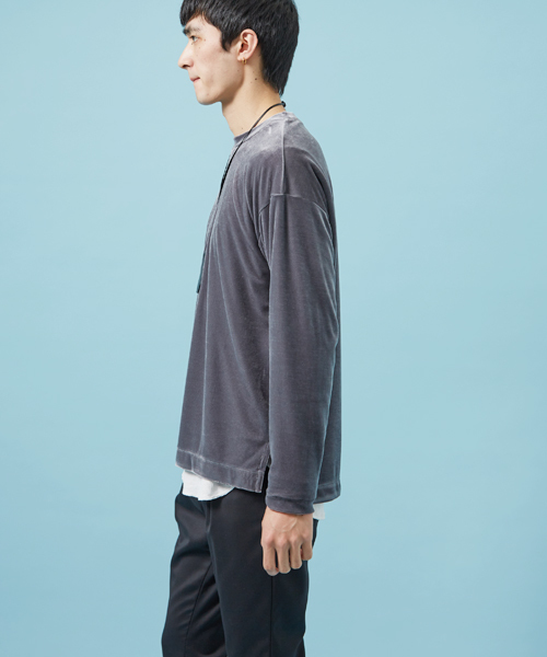 STUDIOUS（ステュディオス）の「トリアセテートベロアプルオーバー（スウェット・メンズ・グレー/ブルー・1/2/3）」の8枚目の写真