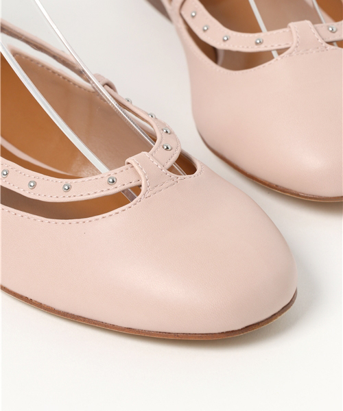 CHARLES & KEITH（チャールズ & キース）の「スタッズディテールパンプス / STUD DETAIL PUMPS（パンプス・レディース・ブラック/アイボリー/グリーン・23.5cm/23cm/25cm/24cm/24.5cm）」の8枚目の写真