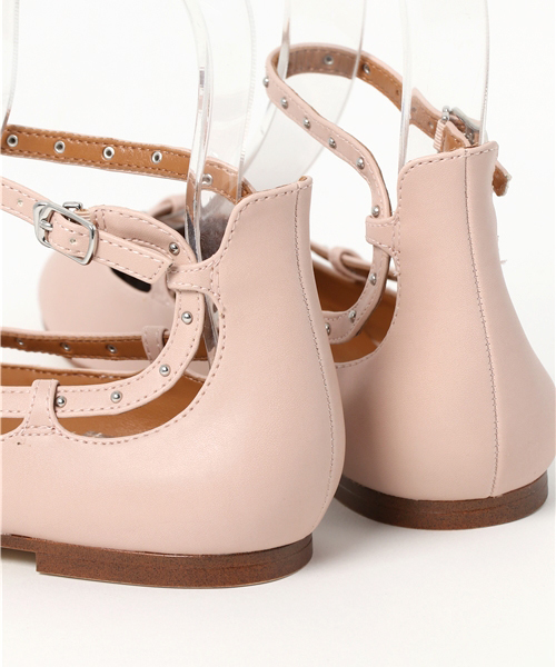 CHARLES & KEITH（チャールズ & キース）の「スタッズディテールパンプス / STUD DETAIL PUMPS（パンプス・レディース・ブラック/アイボリー/グリーン・23.5cm/23cm/25cm/24cm/24.5cm）」の10枚目の写真