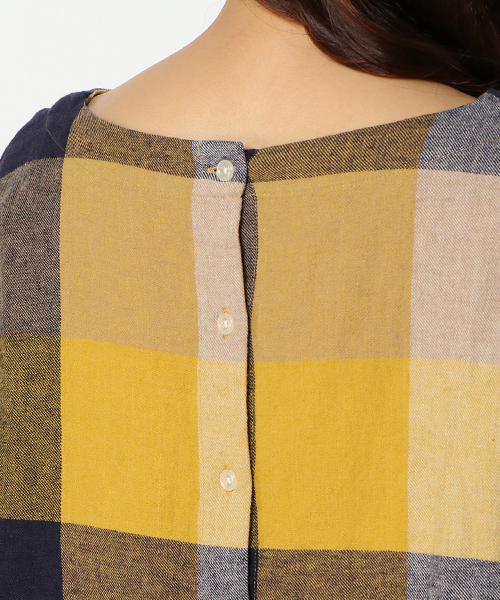 LBC（エルビーシー）の「コットンリネン起毛ブロックチェックブラウス（シャツ/ブラウス・レディース・イエロー/ブラック/レッド・MEDIUM/LARGE）」の11枚目の写真