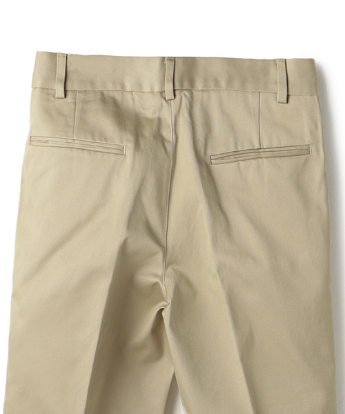 ESTNATION（エストネーション）の「ESTNATION タックウェポンパンツ（その他パンツ・メンズ・ベージュ/ネイビー・X-LARGE/MEDIUM/LARGE/SMALL）」の13枚目の写真