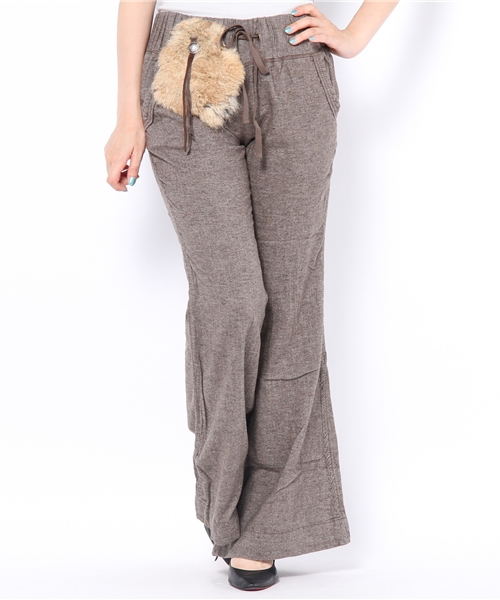 goa（ゴア）の「ファー付ナチュラルバギーパンツ（その他パンツ・レディース・ブラック/モカ/ベージュ・FREE）」の3枚目の写真