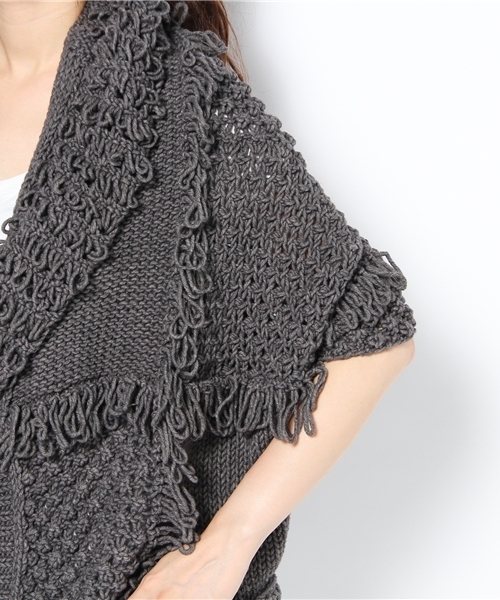 And A（アンドエー）の「アシンメループニットカーディガン（カーディガン/ボレロ・レディース・ブラック/グレー/エンジ・38）」の9枚目の写真