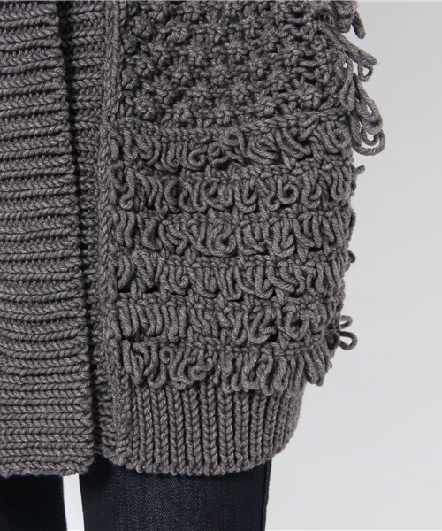 And A（アンドエー）の「アシンメループニットカーディガン（カーディガン/ボレロ・レディース・ブラック/グレー/エンジ・38）」の7枚目の写真