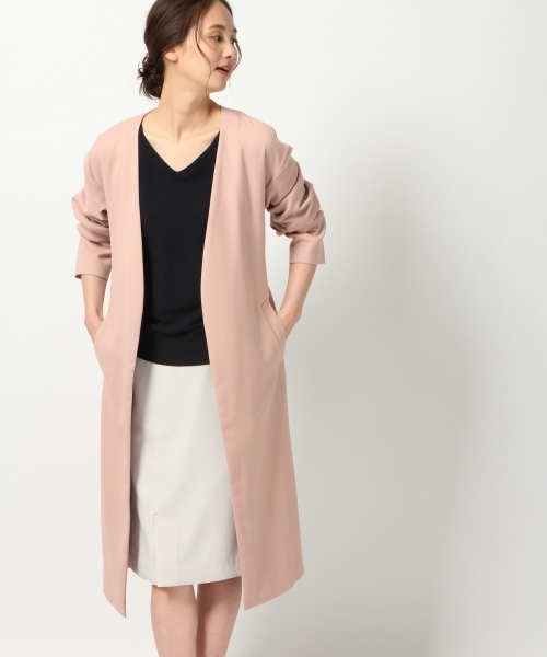 GLOBAL WORK（グローバルワーク）の「【DRESS】Wクロスノーカラーコート/778918（ノーカラージャケット・レディース・ベージュ/ライトピンク・LARGE/MEDIUM）」の2枚目の写真