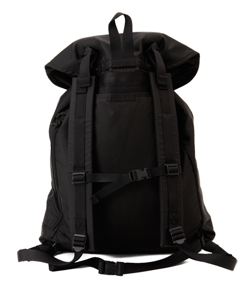 PORTER（ポーター）の「PORTER FORCE RUCKSACK <B印 YOSHIDA SELECT>（バックパック/リュック・メンズ・ブラック/オリーブ/ネイビー・ONE SIZE）」の4枚目の写真