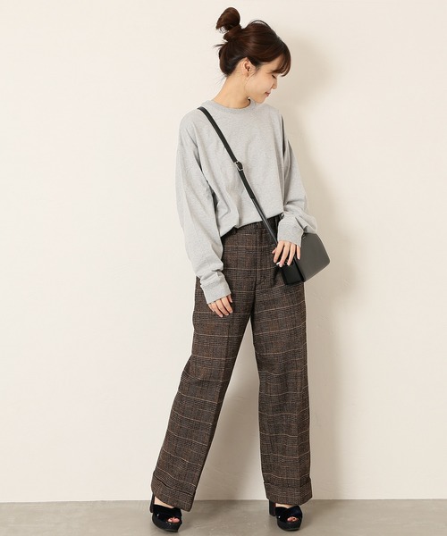 JOURNAL STANDARD（ジャーナルスタンダード）の「スウェットシャツ◆（Tシャツ/カットソー・レディース・ホワイト/ブラック/グレー/ベージュ・FREE）」の14枚目の写真