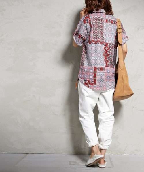 antiqua（アンティカ）の「レトロ柄シャツ（シャツ/ブラウス・レディース・レッド系その他・M/L/XL）」の4枚目の写真