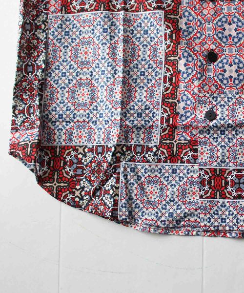 antiqua（アンティカ）の「レトロ柄シャツ（シャツ/ブラウス・レディース・レッド系その他・M/L/XL）」の6枚目の写真