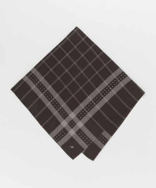 ANATOMICA（アナトミカ）の「ANATOMICA　SATIN SCARF（バンダナ/スカーフ・レディース・ネイビー/ブラウン・FREE）」の3枚目の写真