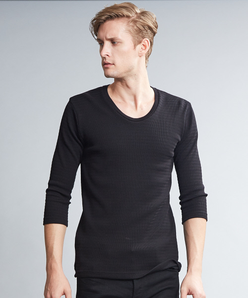5351 POUR LES HOMMES(ゴーサンゴーイチプールオム)の「ベアハニカムUネックカットソー(Tシャツ/カットソー・メンズ・ホワイト/ホワイト系その他/ブラック・44/46/48/50)」の3枚目の写真