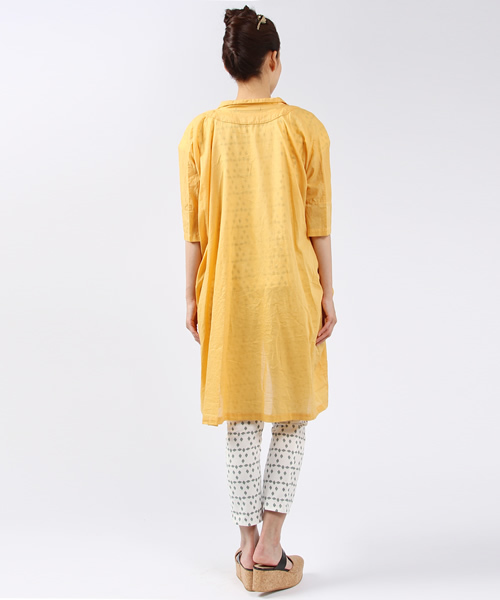 ARCHI（アーキ）の「HOJA LONG SHIRT JACKET（ワンピース・レディース・ライトブルー/ブラック/イエロー・SMALL/MEDIUM）」の7枚目の写真