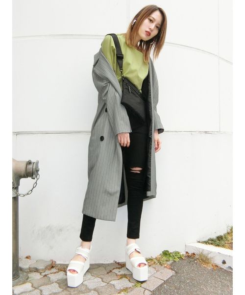 EMODA（エモダ）の「バルキーカラーコンビサンダル（サンダル・レディース・ホワイト/ブラック/その他・SMALL/MEDIUM/LARGE）」の7枚目の写真